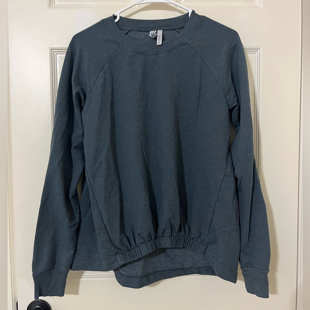 Zella Women's Green Sweater